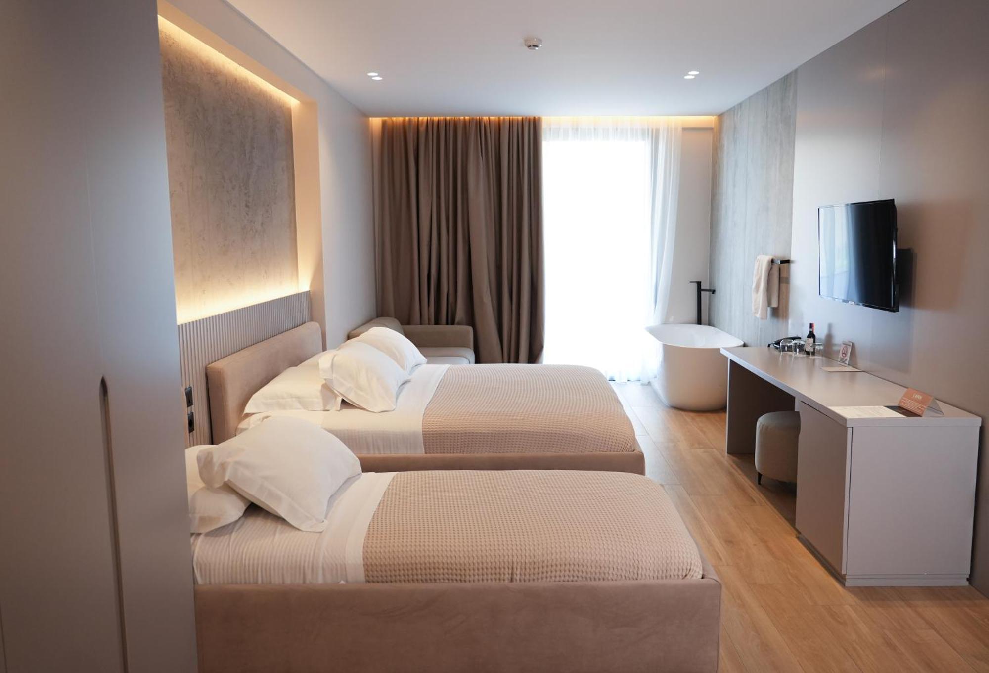 La Onda Hotel Durrës Zewnętrze zdjęcie